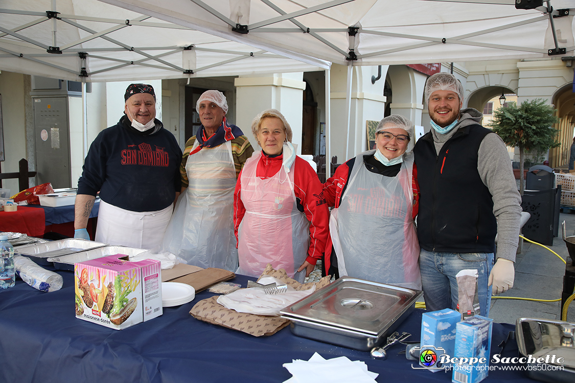 VBS_5637 - 10.ma Fiera Nazionale del Tartufo e Fiera dei Santi.jpg